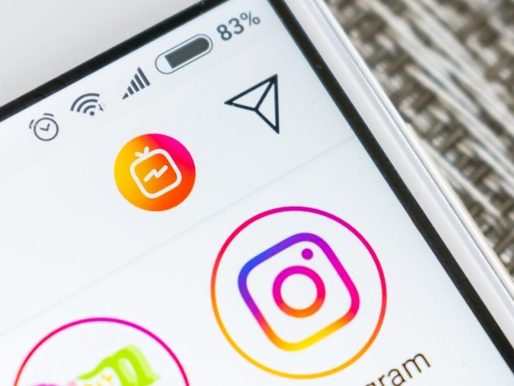 Приветственное сообщение в Instagram: как настроить и примеры