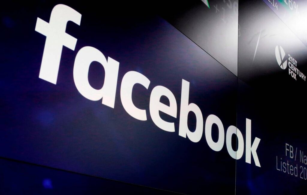 Как поменять язык на русский в Facebook Ads Manager, профиле и РК