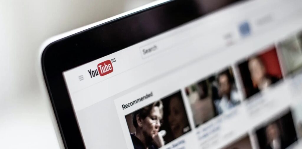 Какого размера должна быть шапка на YouTube-канале и как ее сделать